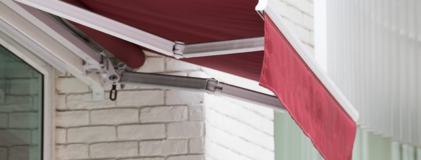 Innovative Ways to Utilize Retractable Awnings